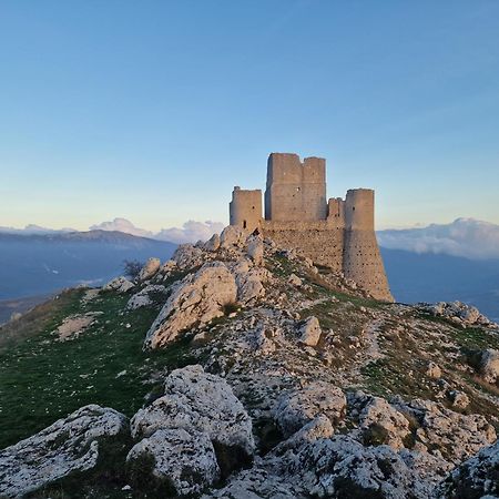 Casa Elena By Tramonti Apartments LʼAquila المظهر الخارجي الصورة