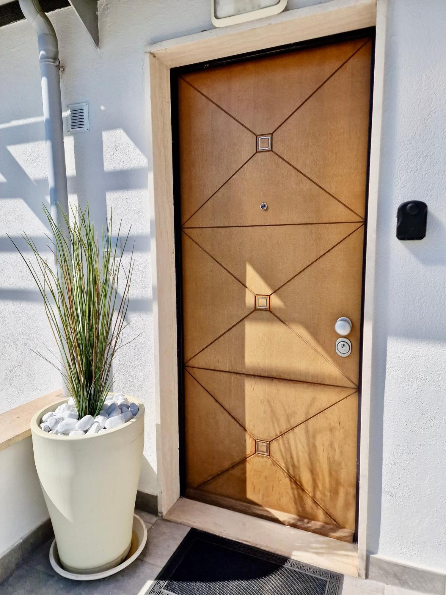 Casa Elena By Tramonti Apartments LʼAquila المظهر الخارجي الصورة