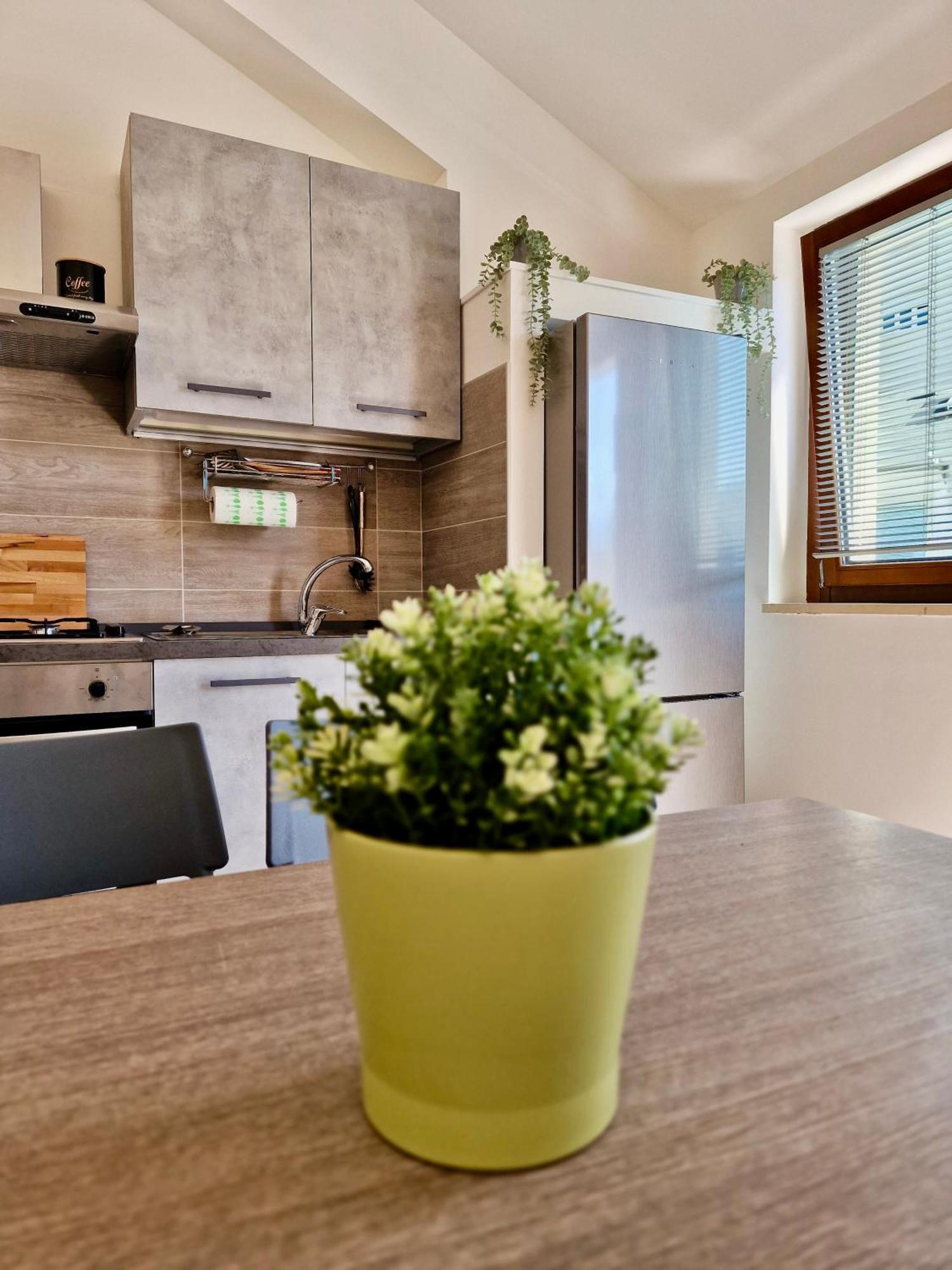 Casa Elena By Tramonti Apartments LʼAquila المظهر الخارجي الصورة
