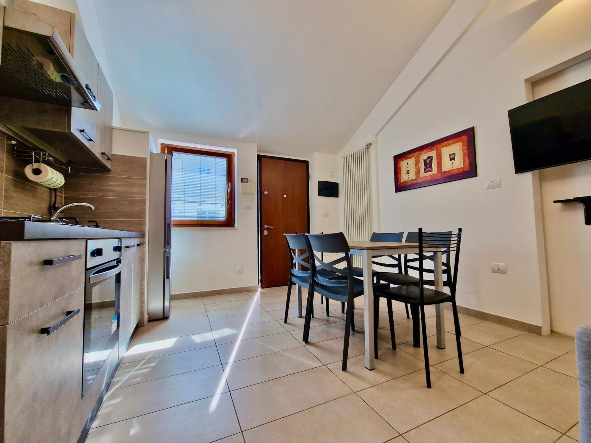 Casa Elena By Tramonti Apartments LʼAquila المظهر الخارجي الصورة